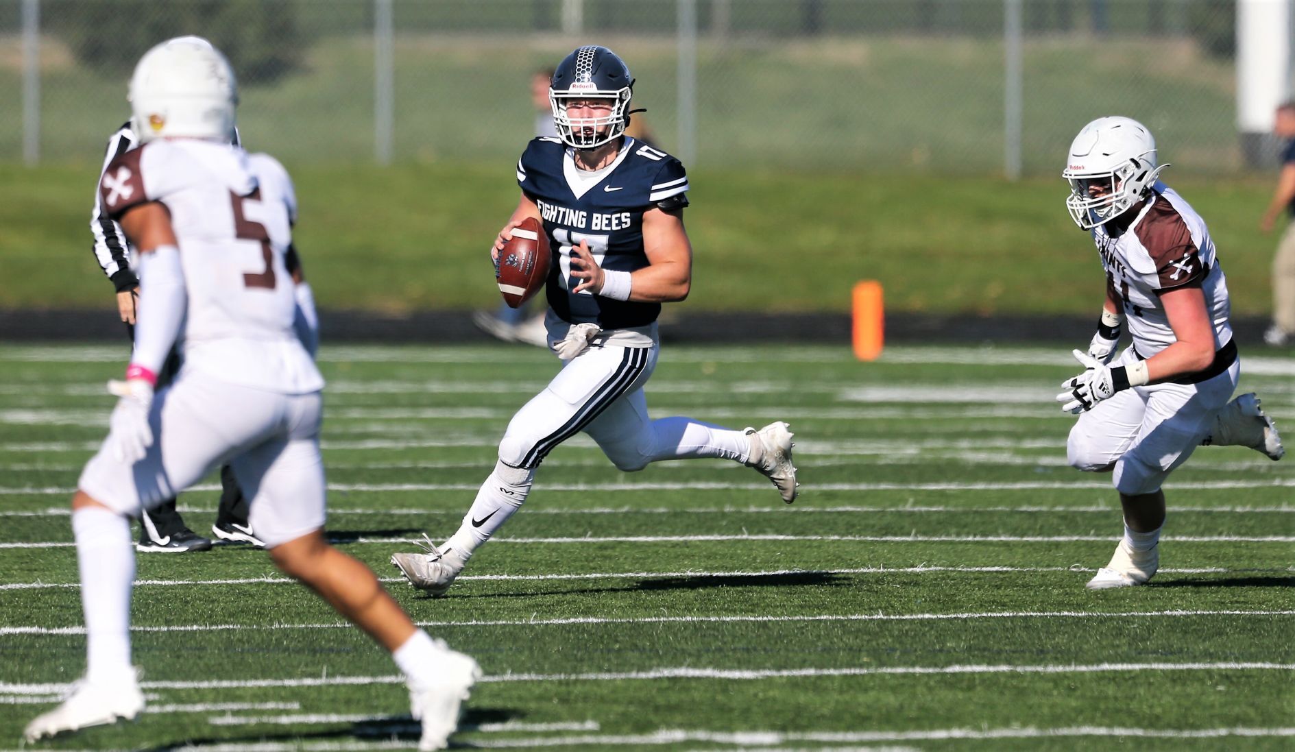 102321-qc-spt-ambrose fball48.jpg